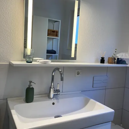 Petite Piece Apartment *